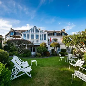 Le Kerisper 4*, La Trinité-sur-Mer Frankreich